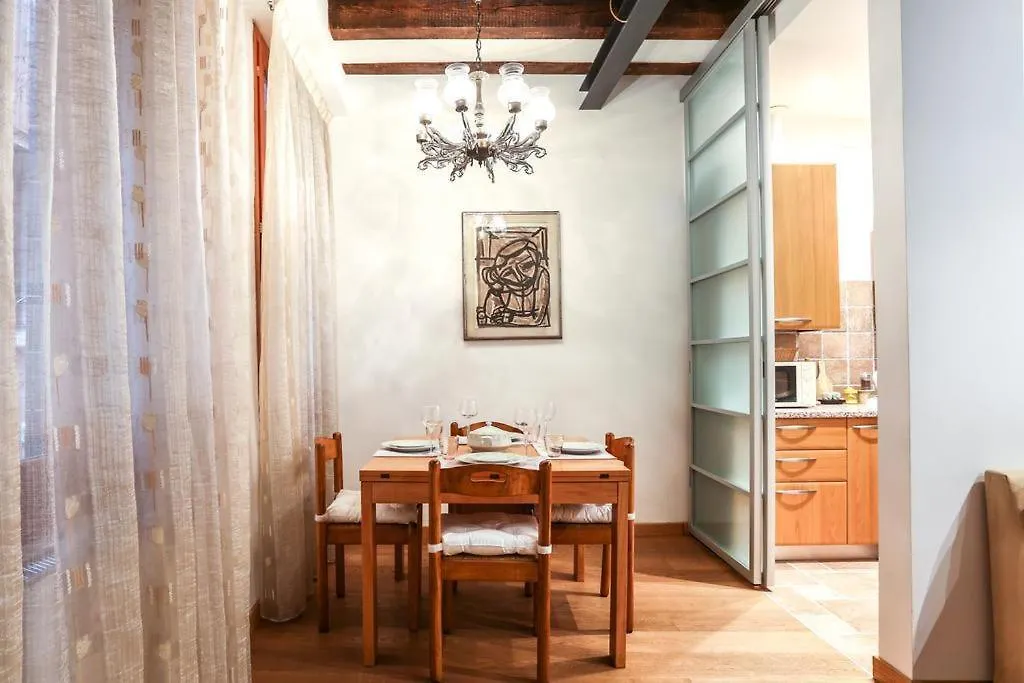 Mela Luxury Venice Apartments