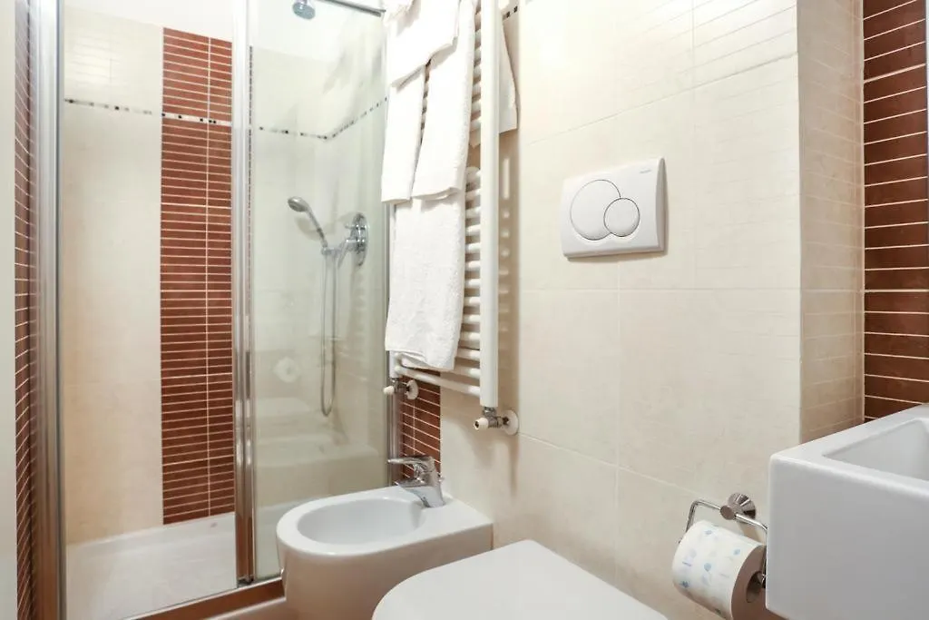 Mela Luxury Venice Apartments