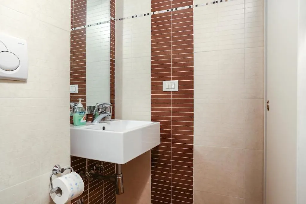 Mela Luxury Venice Apartments